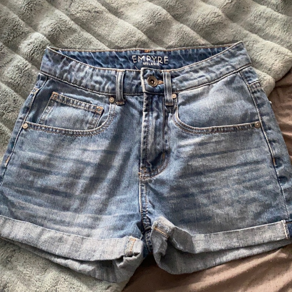 Denim shorts, high rise